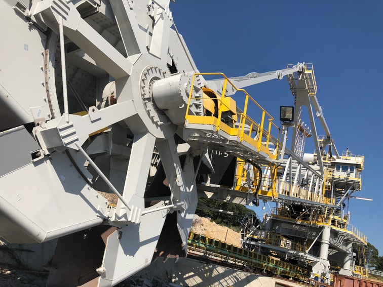 ������ ��������� � �������� ������������